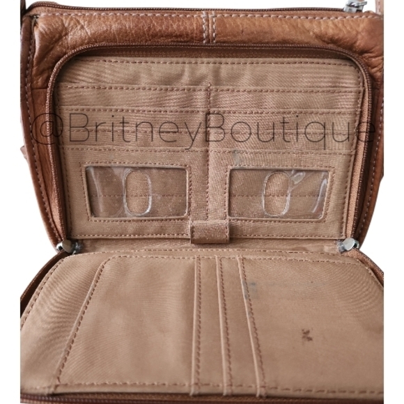 VINTAGE 90S Fossil | Leather Crossbody Bag - Picture 2 of 9